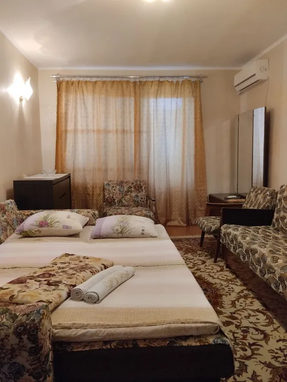 Уютная квартира в 300 метрах от моря — аренда посуточно в Приморский