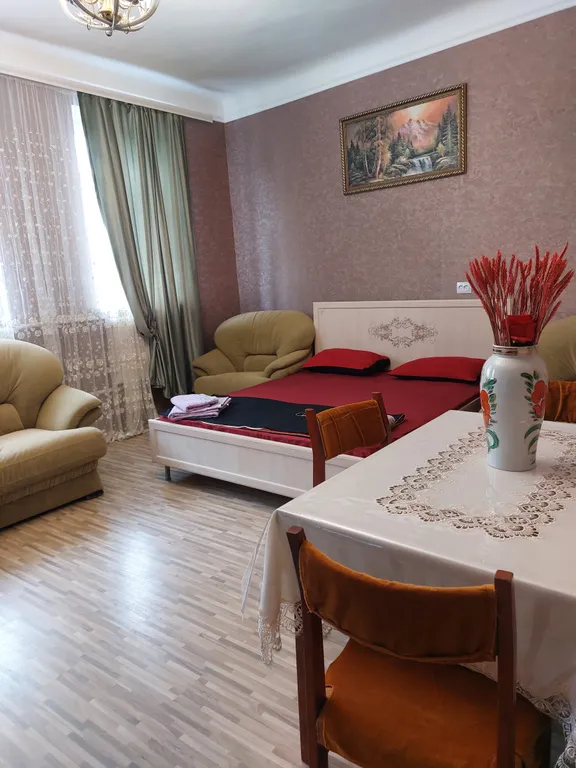 Коттедж Частный дом с мангалом в центре города — аренда посуточно в Владикавказ