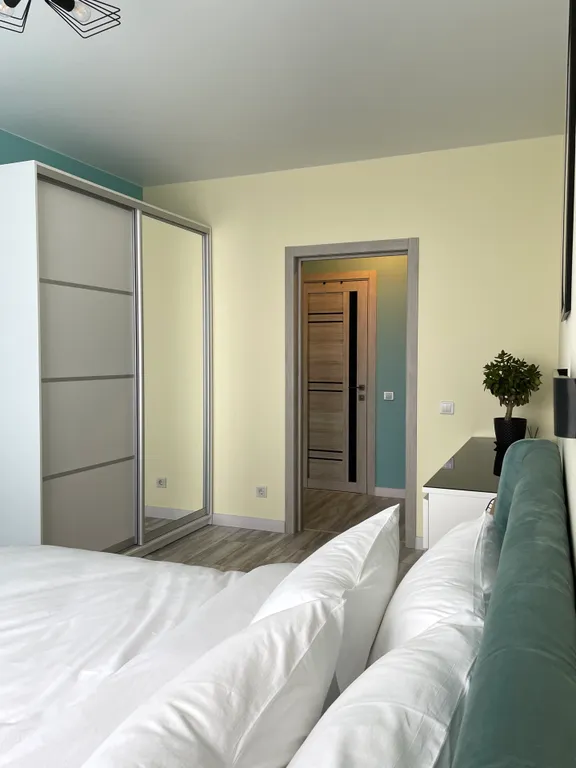 Комфортная двухкомнатная квартира рядом с МВДЦ Сибирь