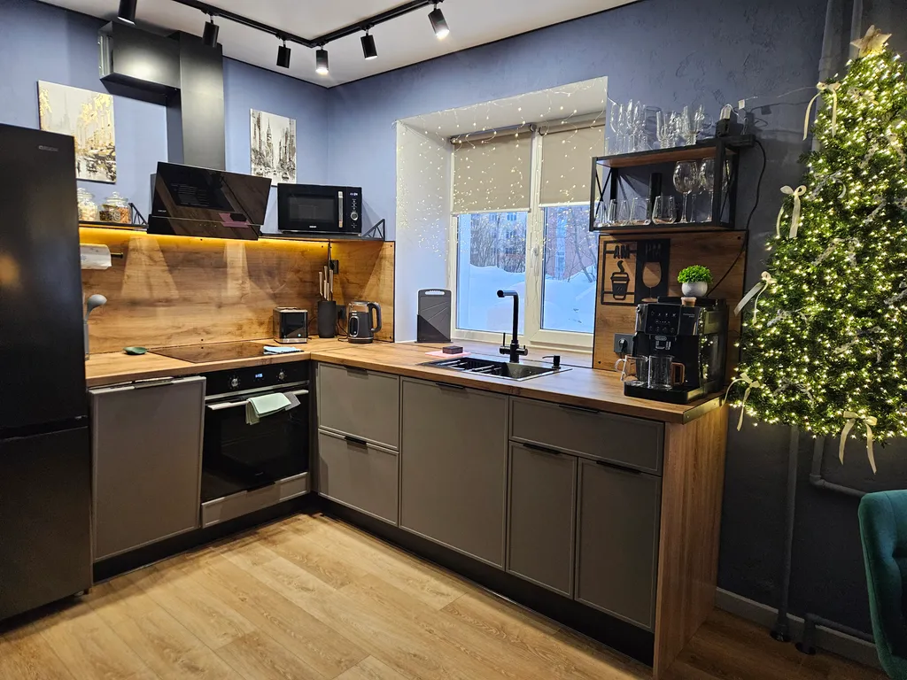 Новая 2-комнатная квартира в сердце Кировска у гостиницы Северная