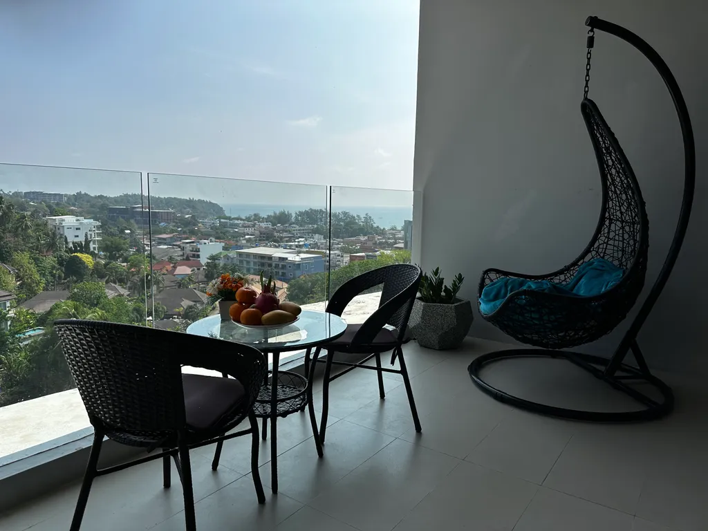 Студия с видом на море