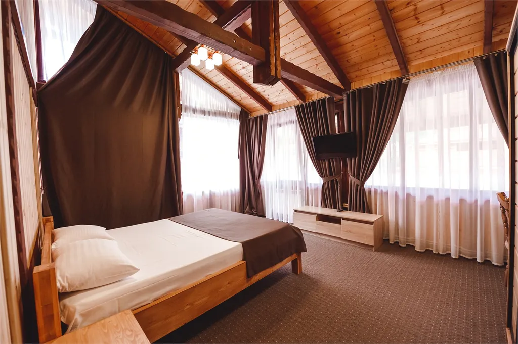 4-комнатный Дом