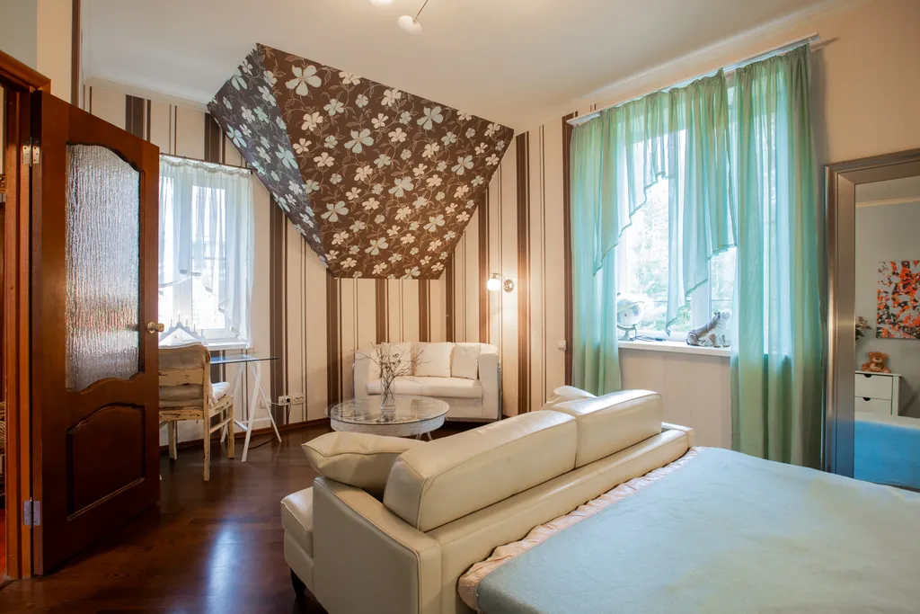 Розовая дача в Грузино