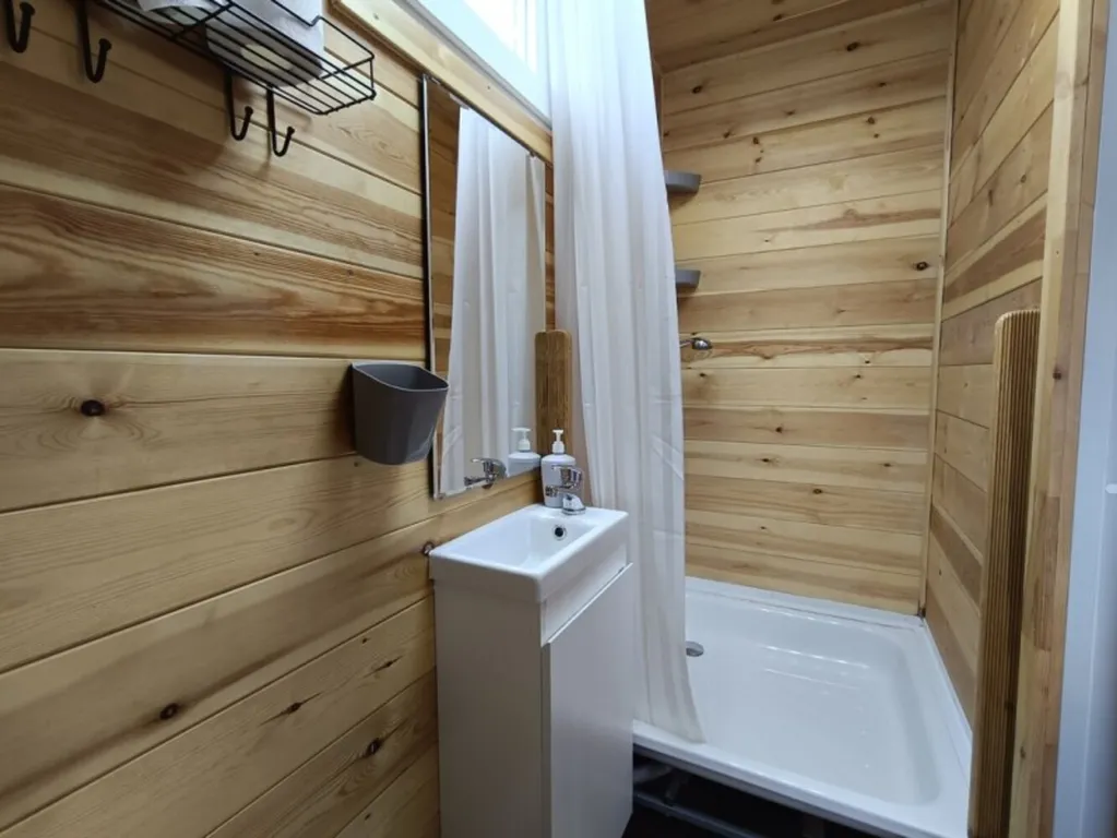 Домик с панорамным видом