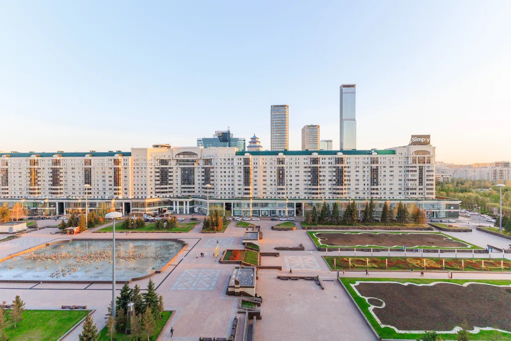 3-х комнатная квартира в самом центре столицы с видом на Байтерек