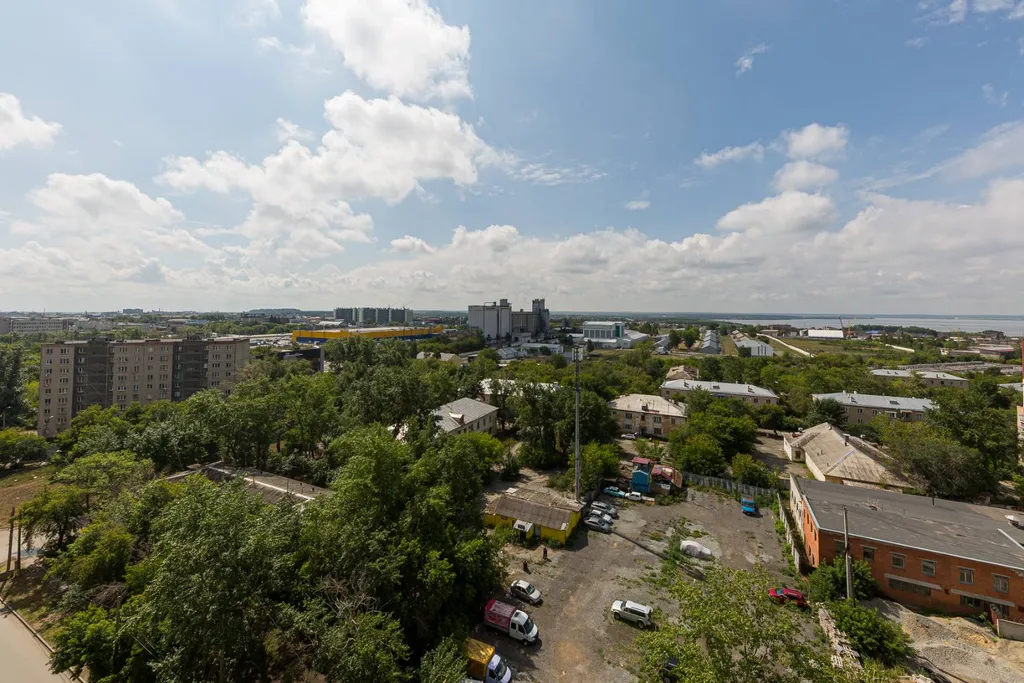 Студия с видом на озеро