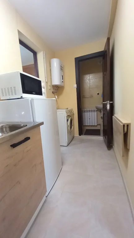 Уютный домик с местом для велосипеда