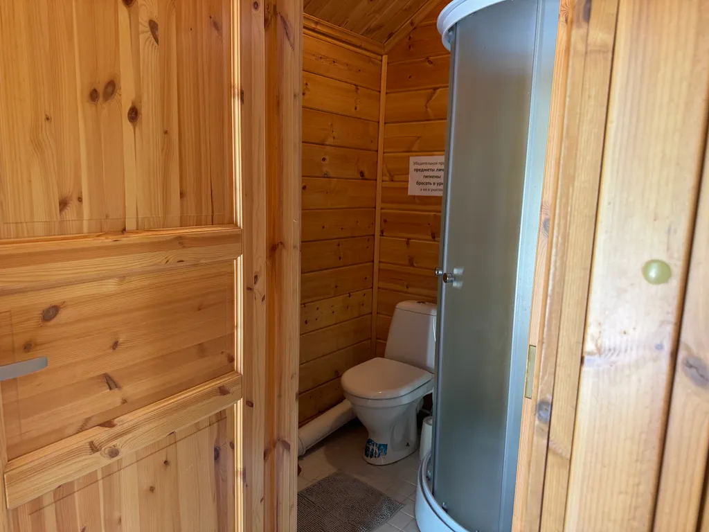 Уютный домик на берегу Ладожского озера дом 1