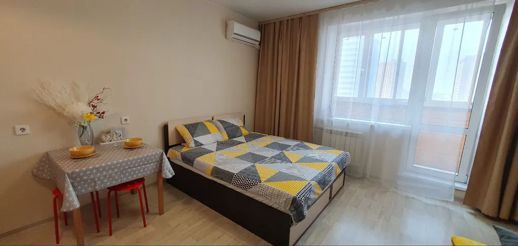 Квартира Квартира Bright comet apartments-студия в новом доме — Новосибирск