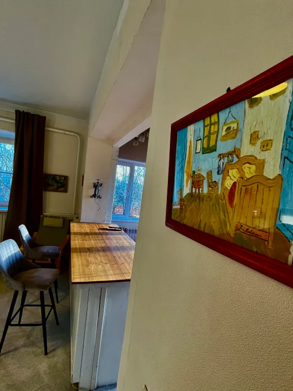 Люкс с кондиционером, кроватью и диваном у аэропорта Внуково в 15 минутах