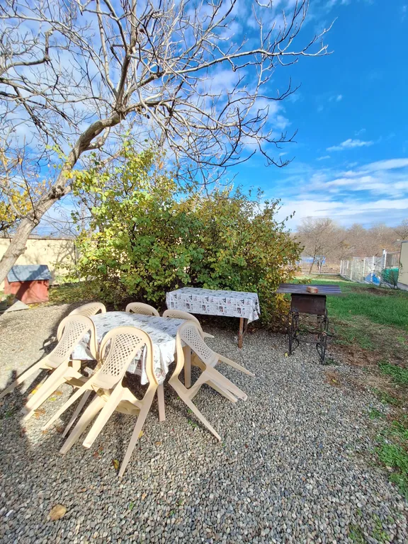 Дом у термальных источников