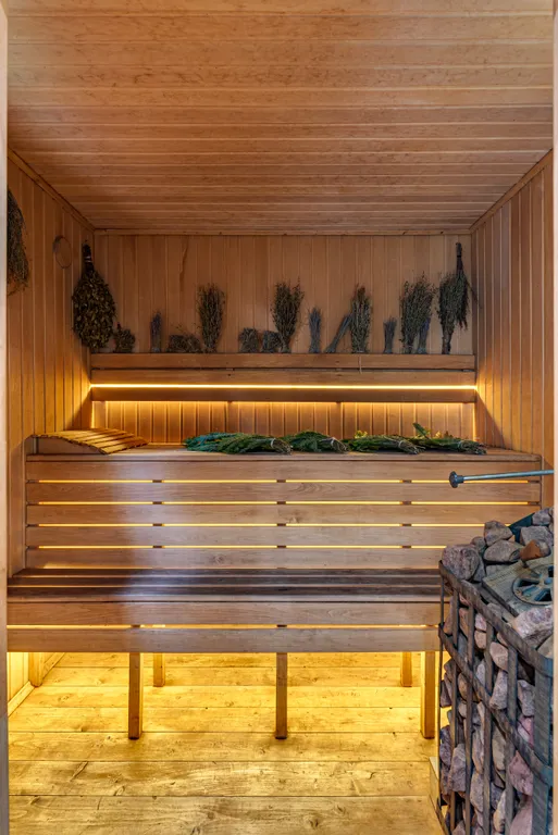 Коттедж Дом с баней на дровах, чаном и уютным двором с лобным местом — Лопатино