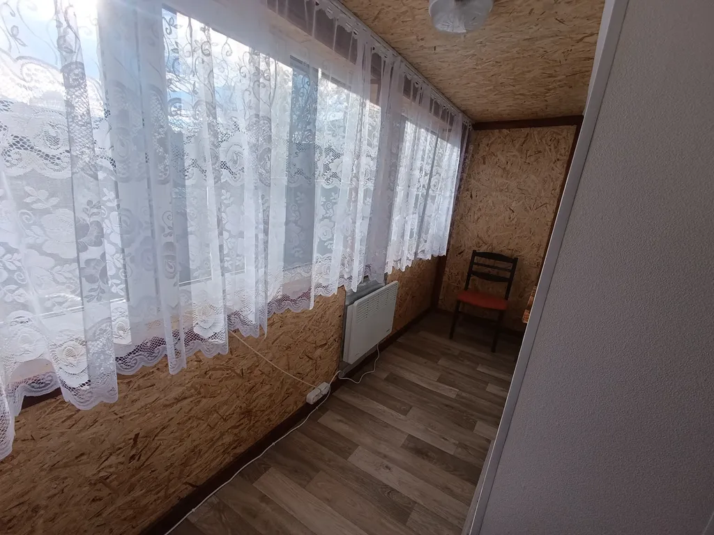 Домик у озера