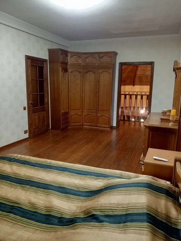 6-комнатный Дом