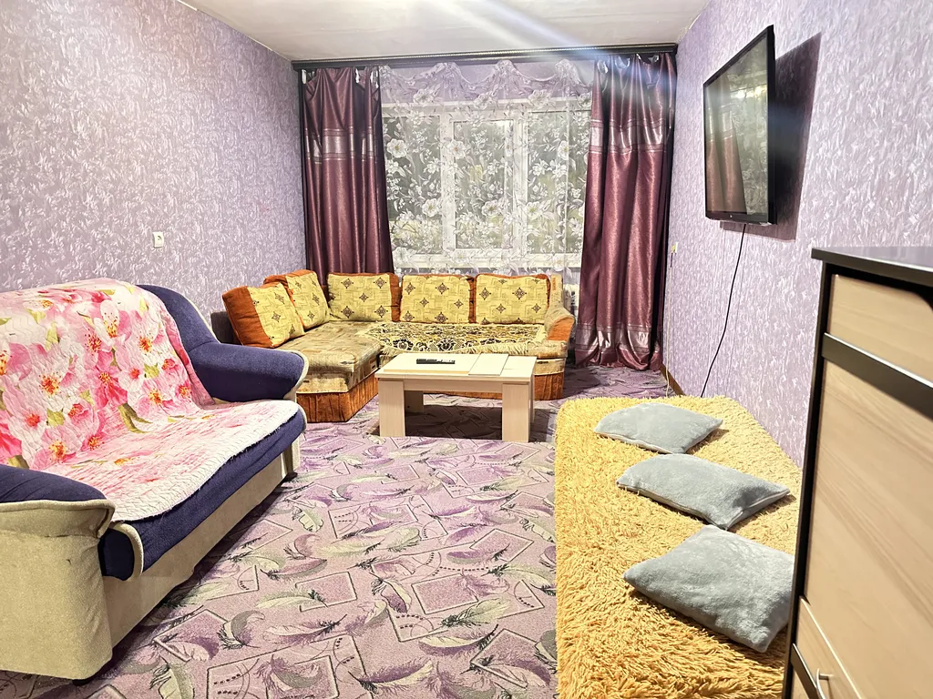 Квартира рядом с автовокзалом на 1 этаже для большой семьи — аренда посуточно в Магадан