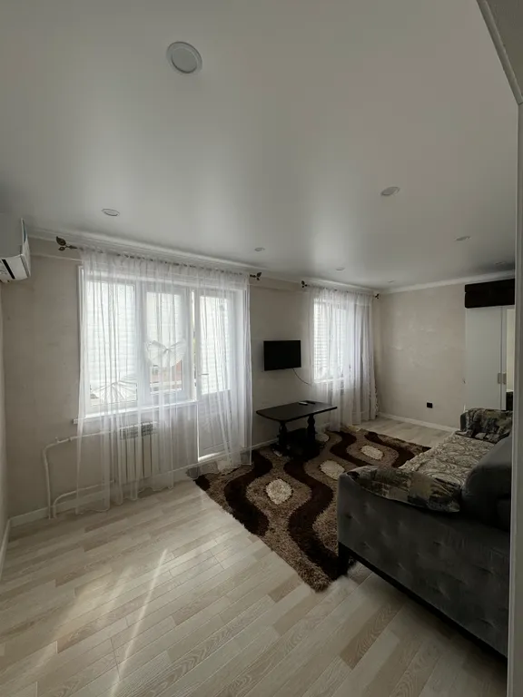 Квартира в спальном районе рядом с морем