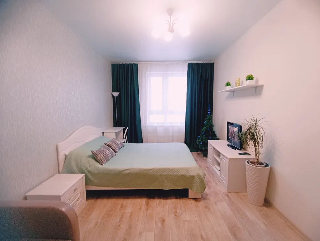 Квартира комфорт-класса на Садовом — аренда посуточно в Пермь