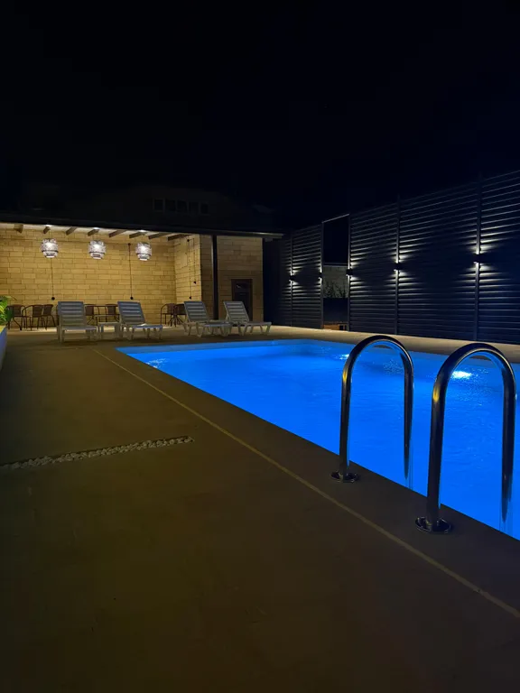 Мини-гостиница с бассейном