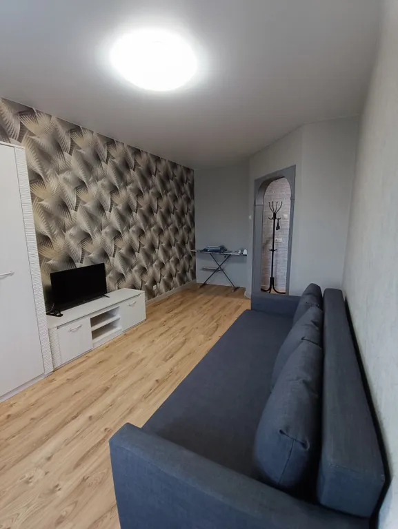 Уютная однокомнатная квартира рядом с аэропортом — аренда посуточно в Обь