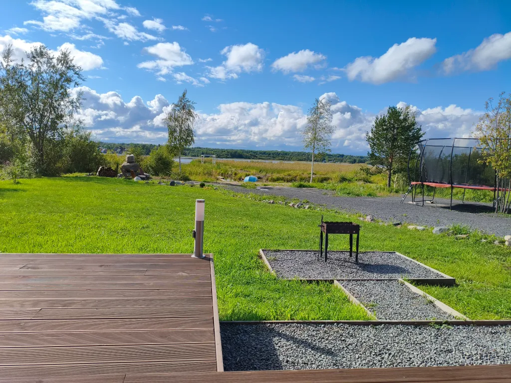 Уютный дом у реки с сауной и купелью