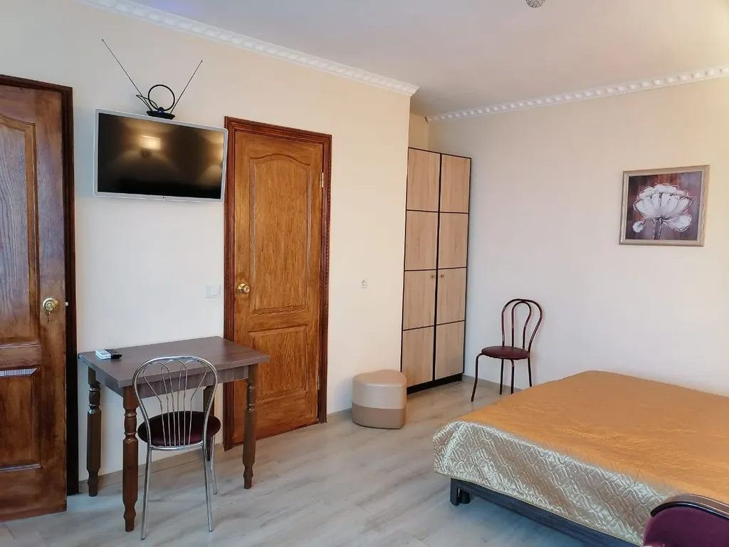 Апартамент в Симеизе с видом на море и большой собственной террасой.