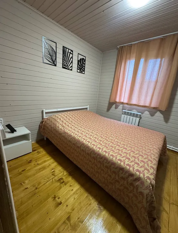 Дом на набережной пруда 8/2