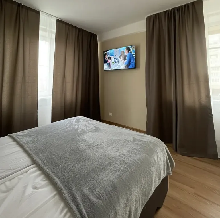 Квартира 3-комнатная Квартира — Колпино