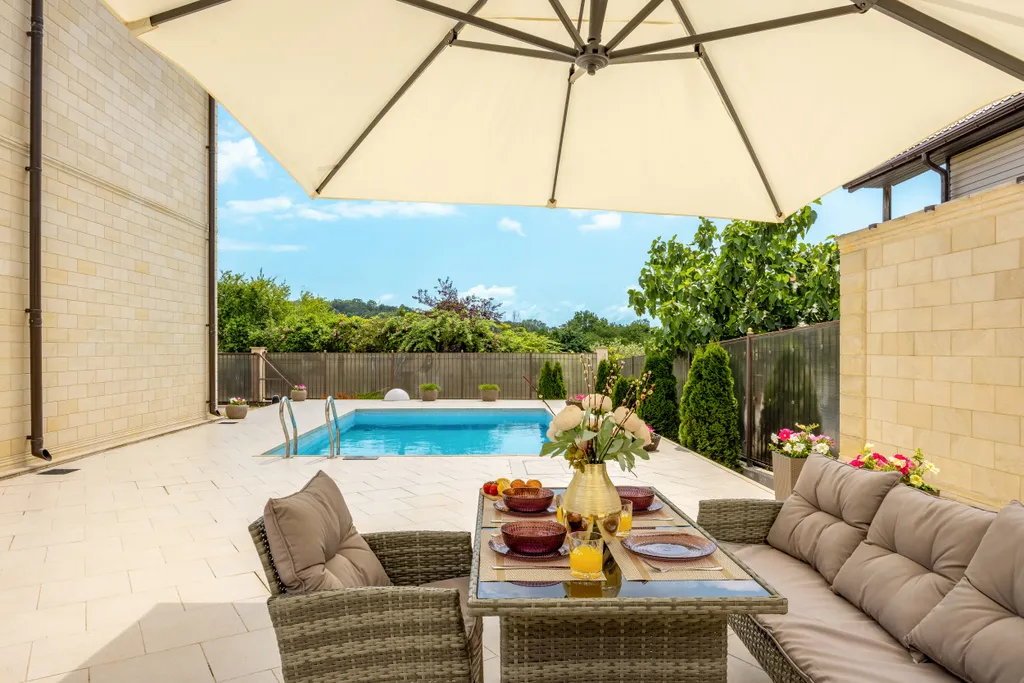 Уникальная вилла Васту с теплым бассейном и 6 спальнями