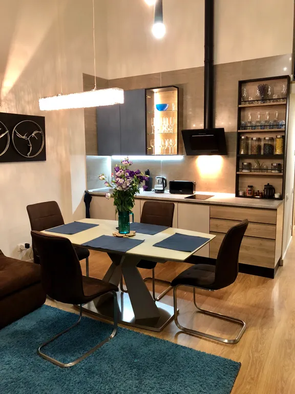 Апартаменты с выходом к бассейну