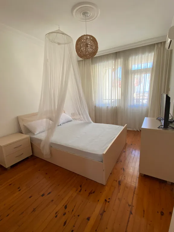 6-комнатный Дом