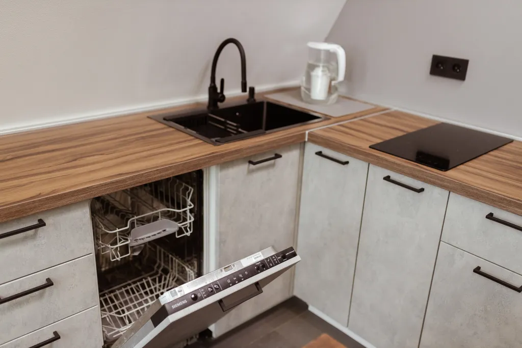 Хабарский треугольник - дом на горе с видом на реку