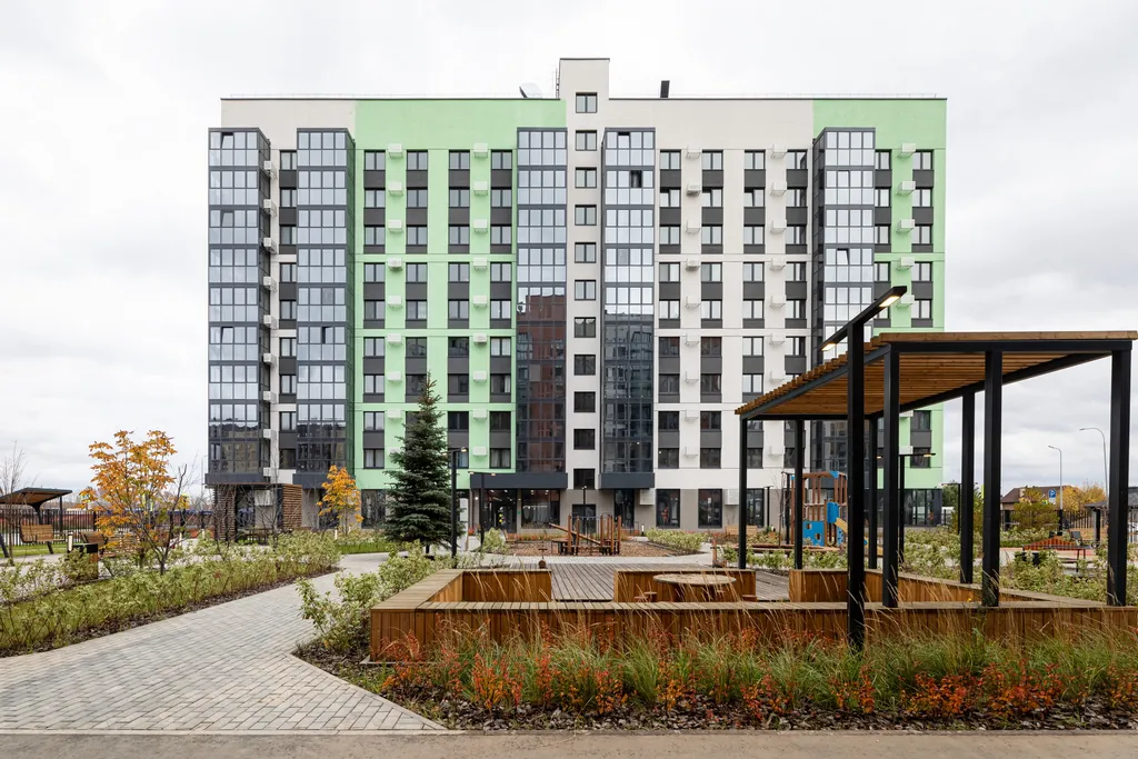 Двухкомнатная квартира на 8 спальных мест у аэропорта