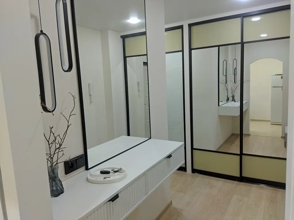 Квартира Современная квартира у авто и ЖД вокзала — Великий Новгород