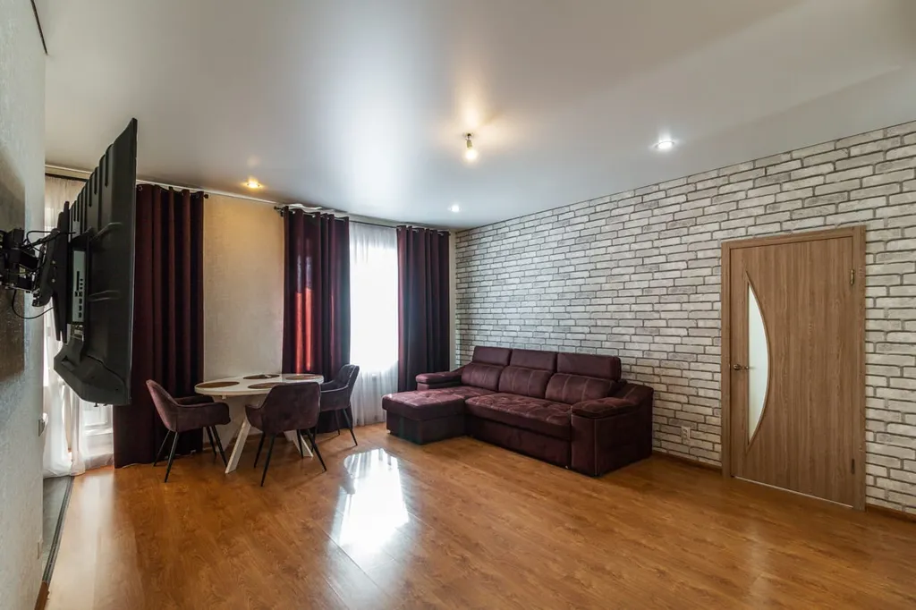 Евродвушка в центре левого берега