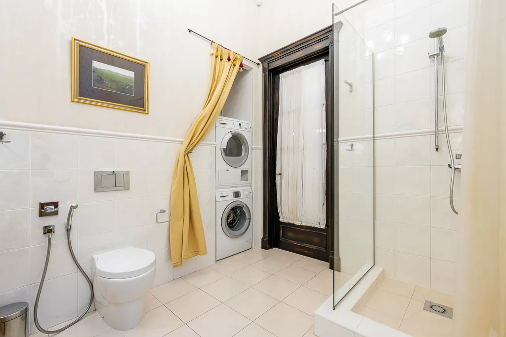 Квартира рядом с Исаакиевским собором