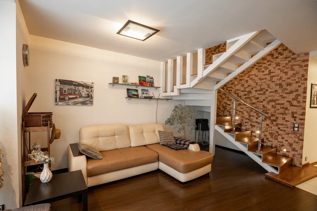 Семейный таунхаус с камином и сауной