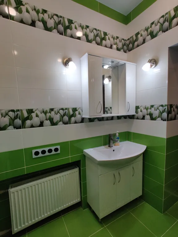 Уютная квартира со своим двориком и стоянкой