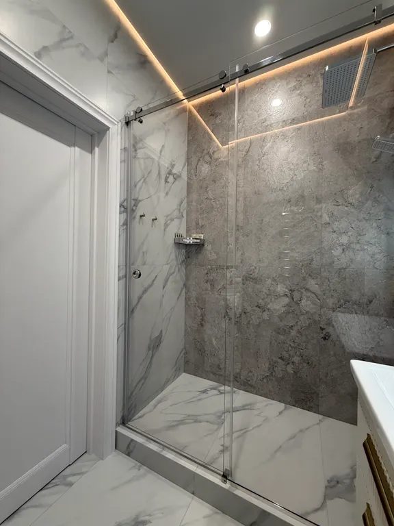 Апартаменты В Изумрудном Городе с дизайнерским ремонтом