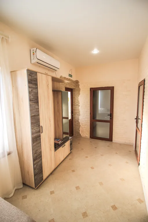 Студия с кухней, 5-ти местный