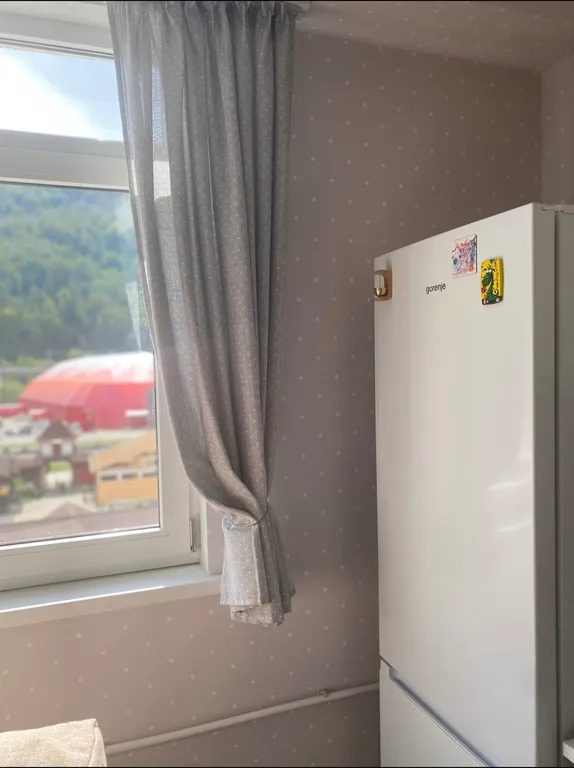 Белые горошины с видом на Marriott, горы, казино