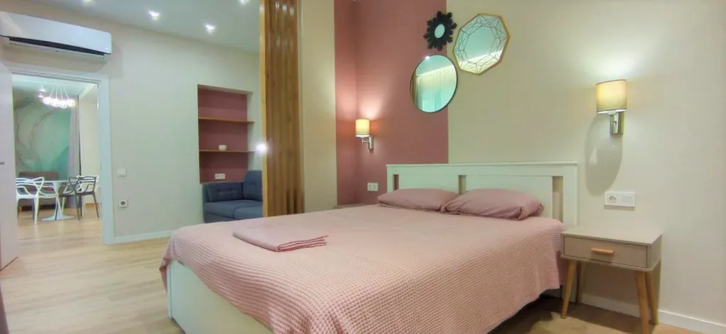 Евродвушка на 7 спальных мест со своей террасой