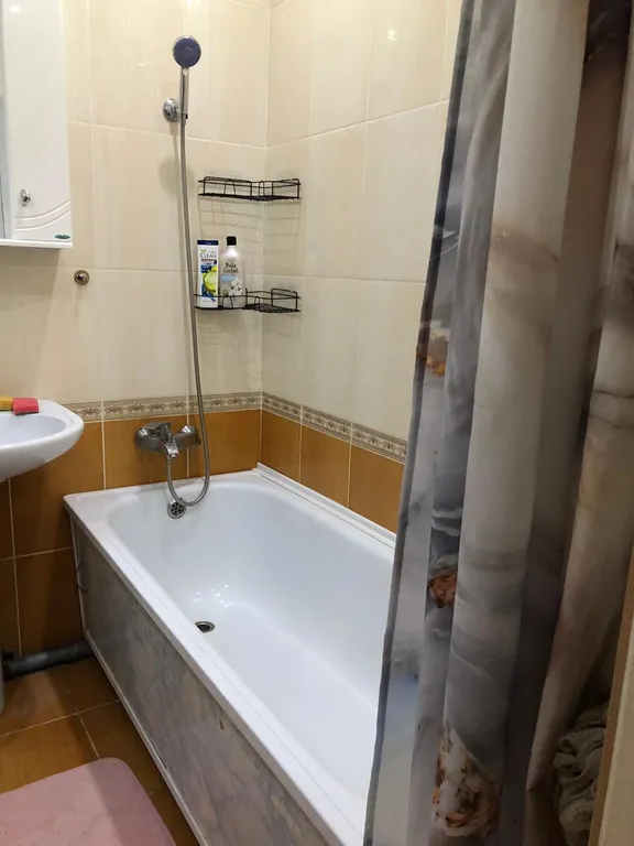 Квартира Уютная 3-х комнатная квартира в центре рядом храм — Элиста