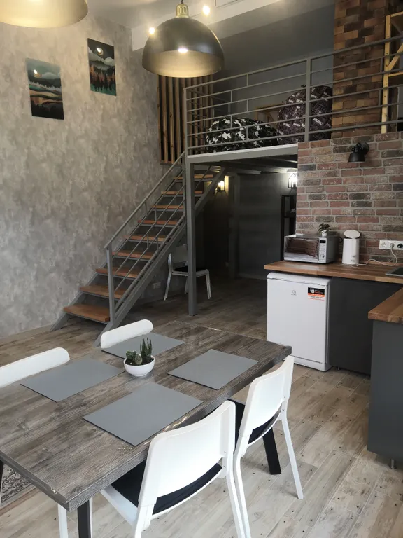 Двухуровневые апартаменты с террасой