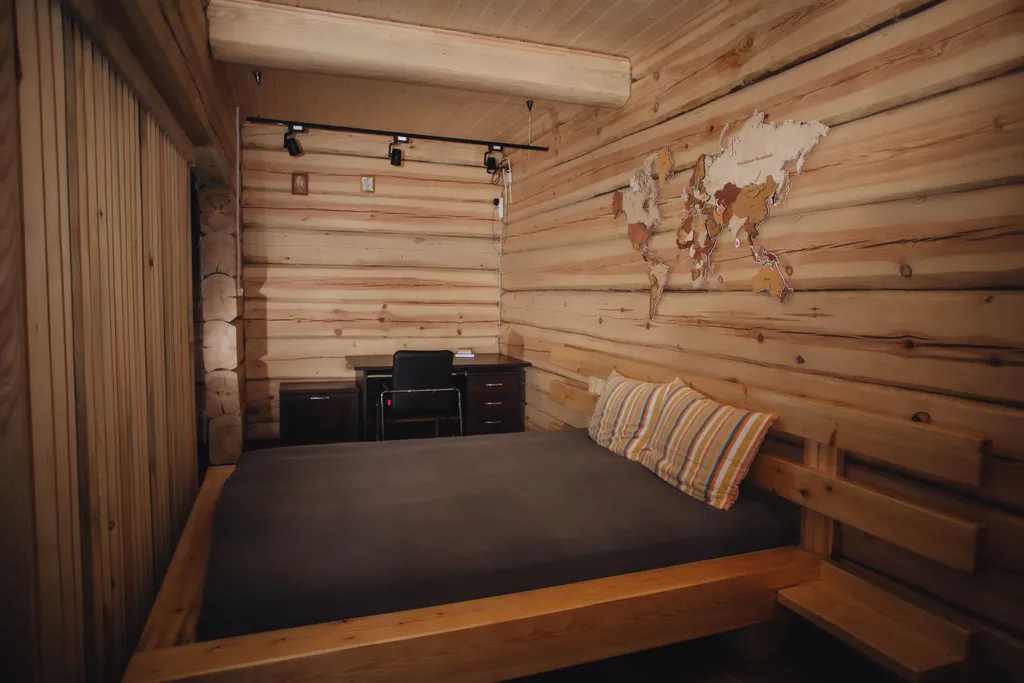 Дом с камином и панорамным видом на реку