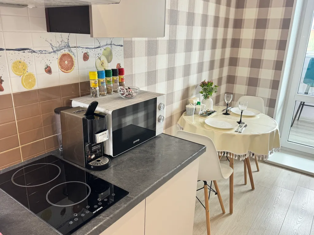 Квартира с уютным балконом и видом на лесопарк