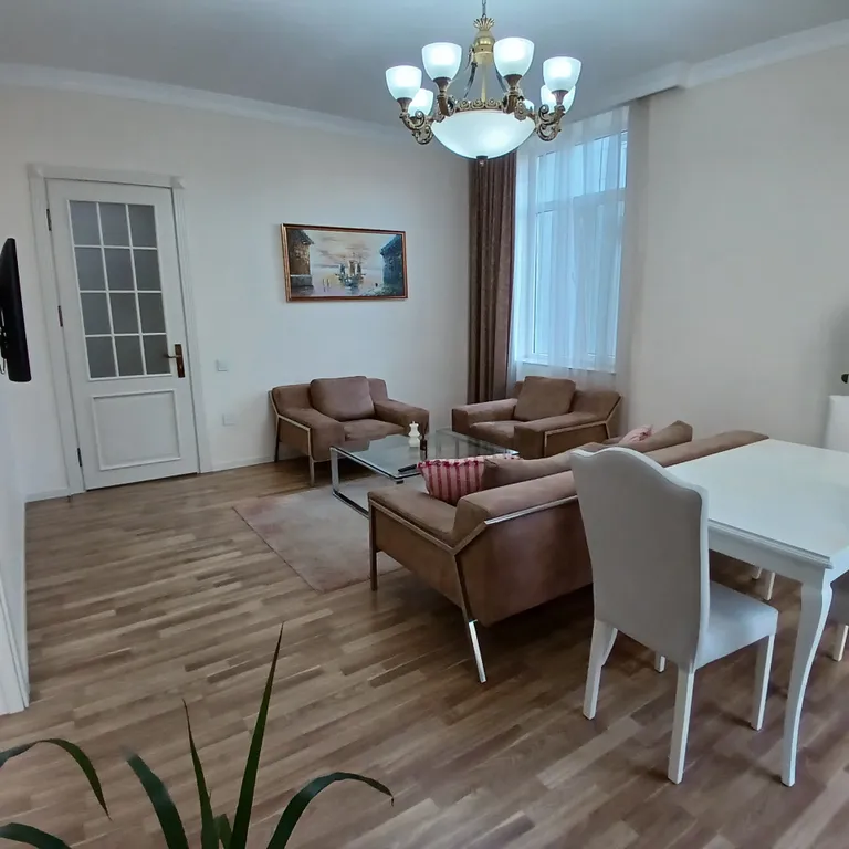 Белые апартаменты