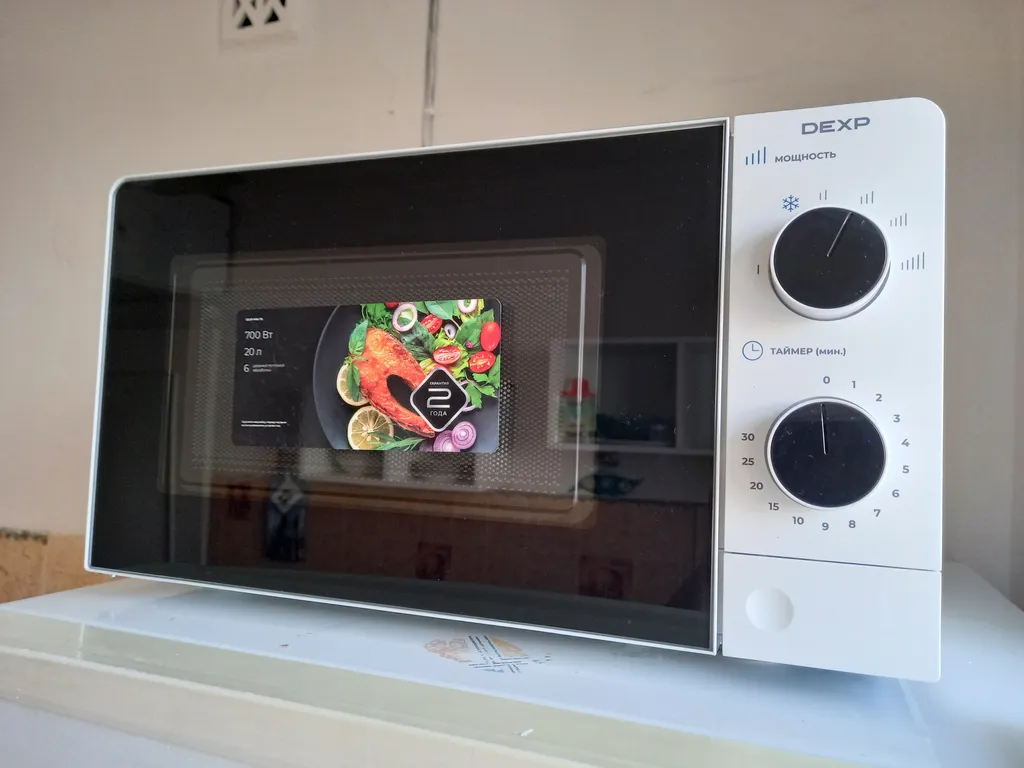 Двухкомнатная в центре, красивый вид на город и море