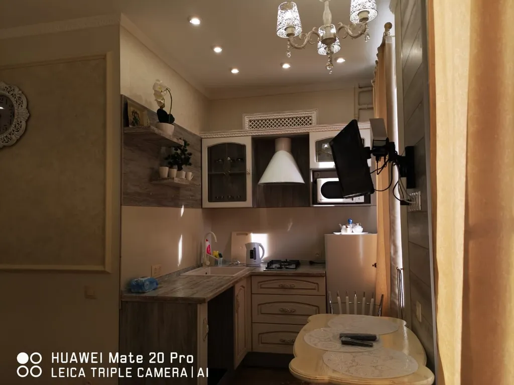 Дизайнерская квартира-студия в историческом центре города