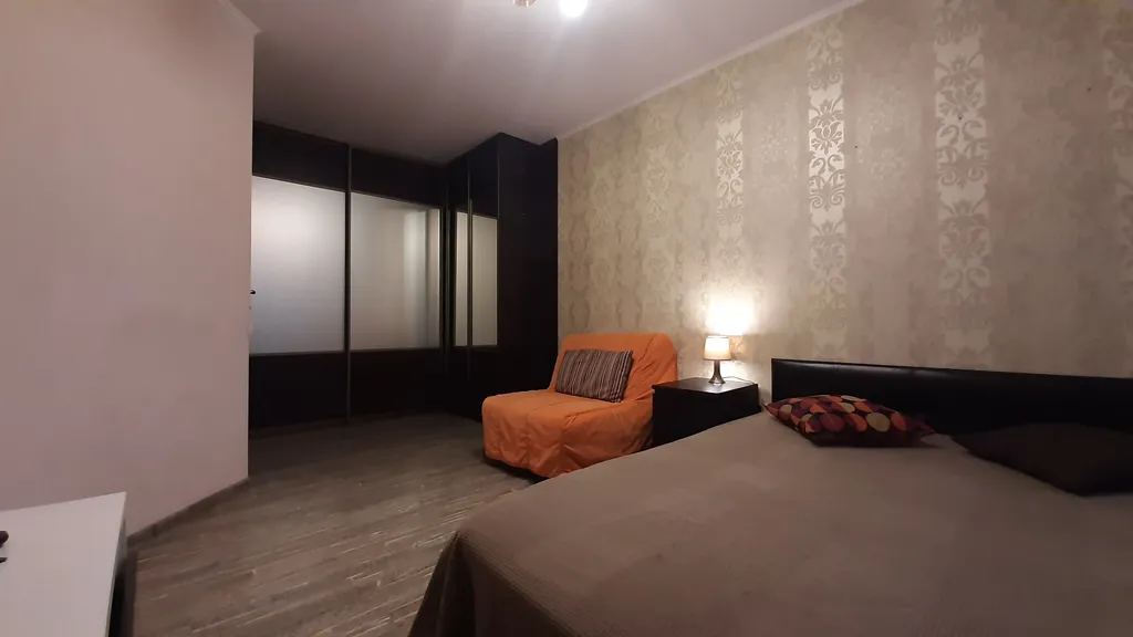 Уютная квартира у метро Парнас