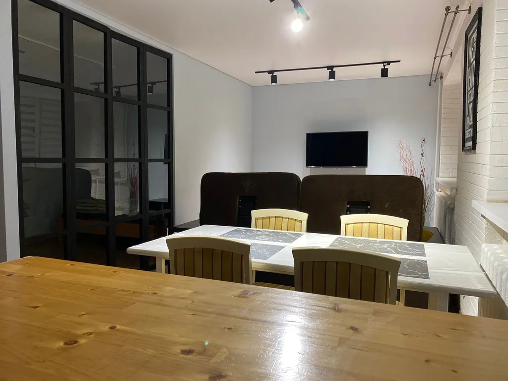 Двухкомнатная квартира в самом центре — аренда посуточно в Нефтекамск